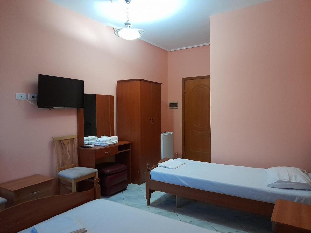 Hotel Rossi Vlorë Exteriör bild