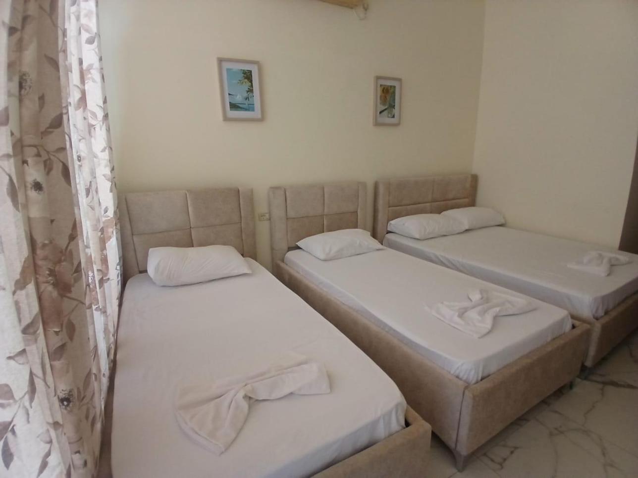 Hotel Rossi Vlorë Exteriör bild