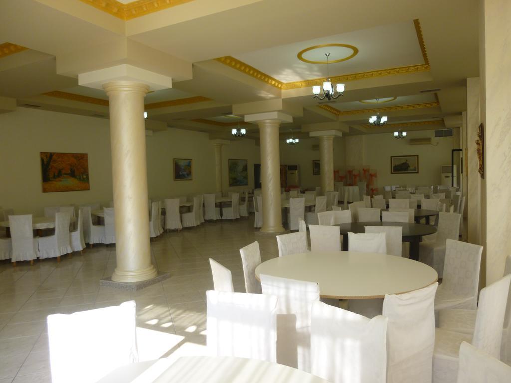 Hotel Rossi Vlorë Exteriör bild
